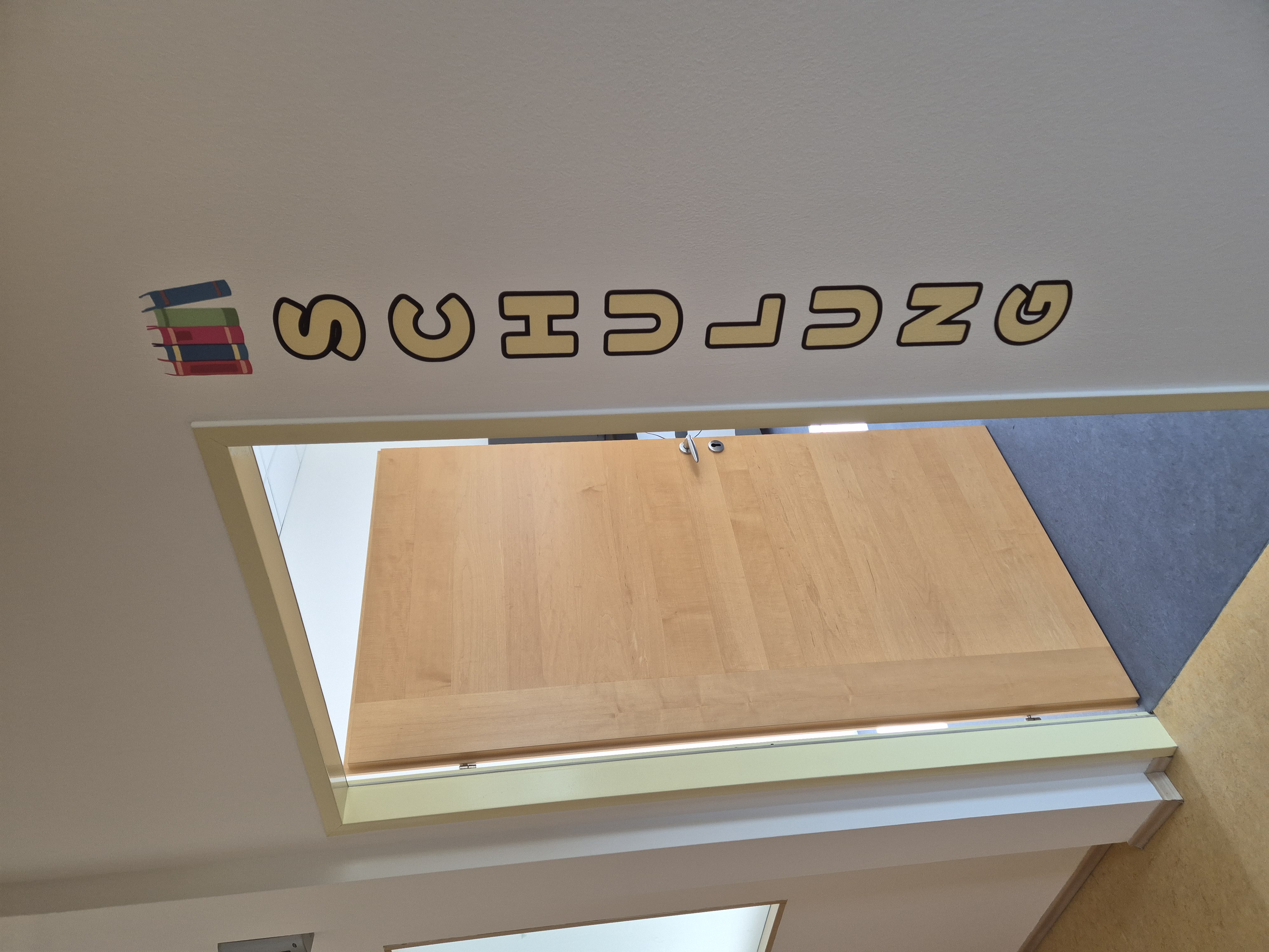 Tuerbeschriftung SCHULUNG mit Buecher Icon. - Büro & Praxis - WonderWalls UV-Direktdruck